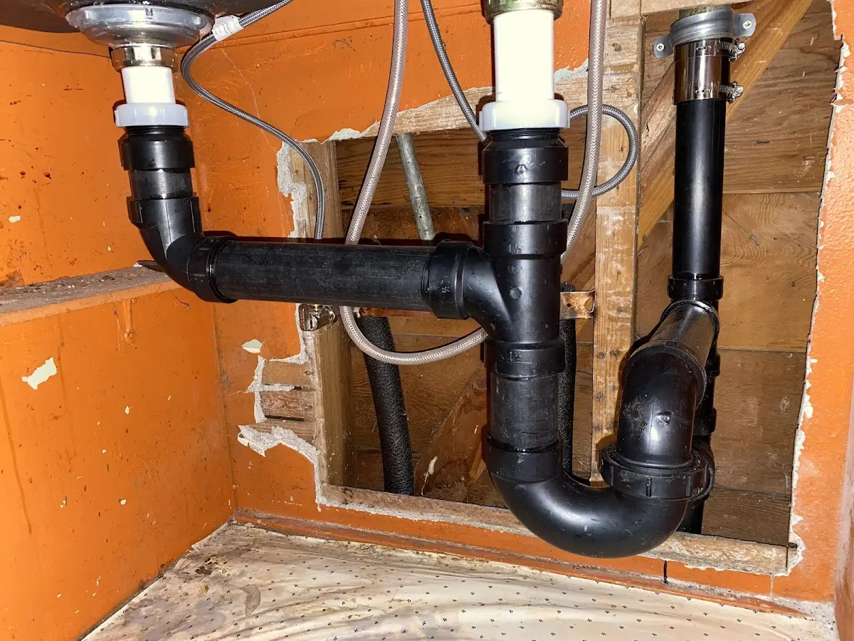 Professional Pipe Bursting equipment and tools on the job in Lakeside